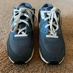 Nike Men's Air Max 90- size 10.5